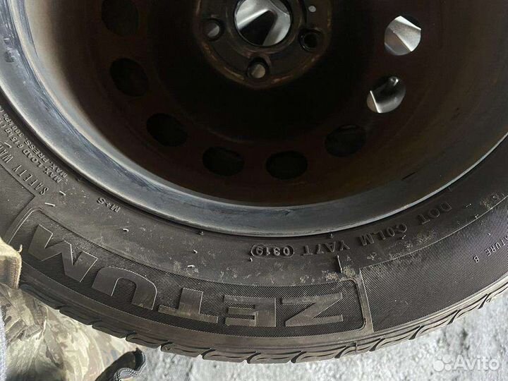 R16 Zetum KR26 205/55, PCD 5x112 DIA 57.1