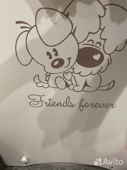 Кровать с маятником