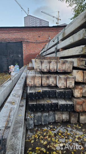 Ямобур. Установка столбов электрических, опор лэп