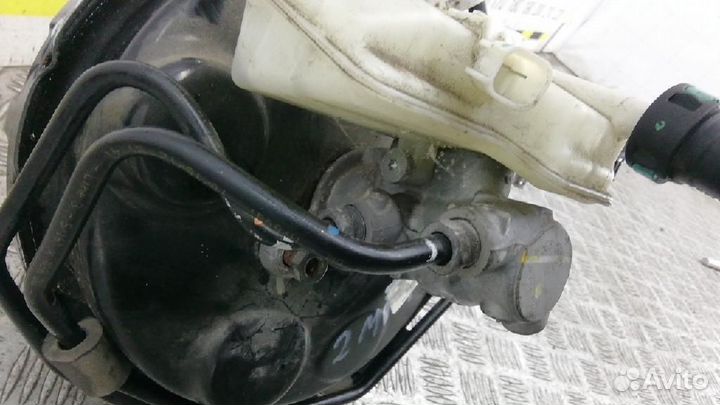 Усилитель тормозов вакуумный Ford Escape