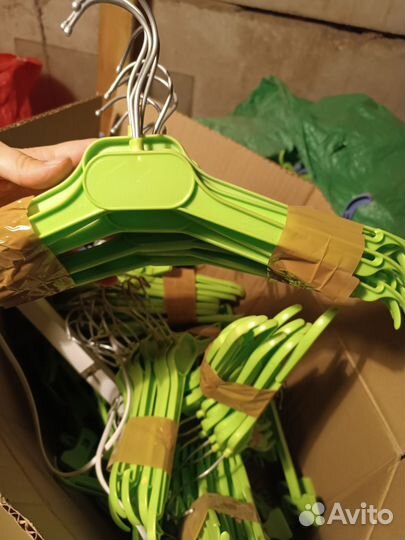 Вешалки плечики детские