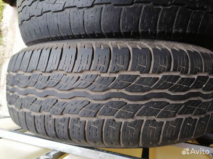 Bridgestone Dueler H/T D687 225/65 R17 101H