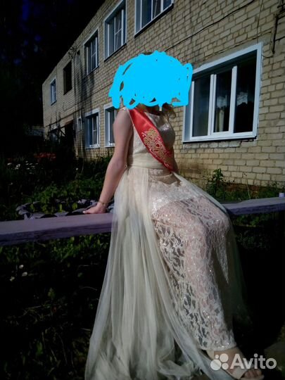 Вечернее платье