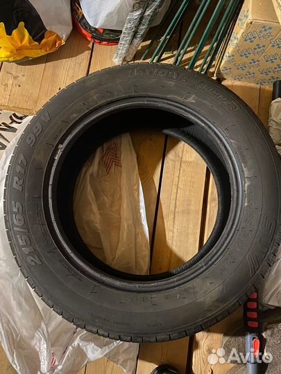 Nokian Tyres Hakka Blue 215/65 R17