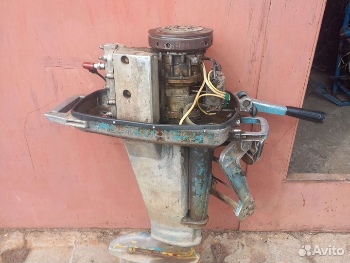 Лодочный мотор вихрь