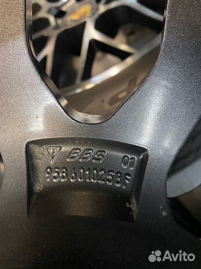 Колеса оригинал R20 Porsche Macan RS Spyder