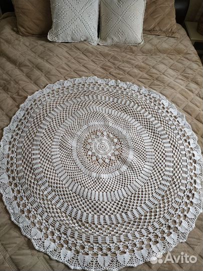 Скатерть круглая крючком 115 см,винтаж,ссср