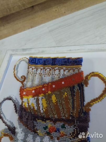 Картина выполнена бисером. Полная зашивка