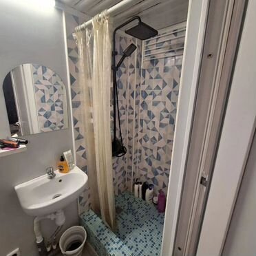 Комната 20 м² в 1-к., 1/4 эт.