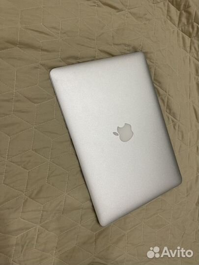 Apple MacBook Air 13 2011