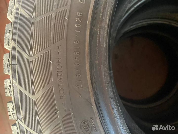 Triangle PL01 215/65 R16