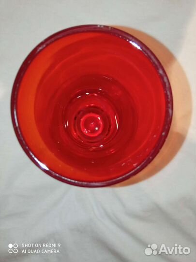 Рубиновое, зелёное стекло бу