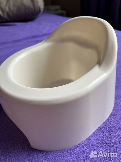 Детский горшок с крышкой