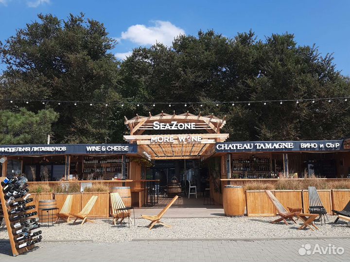 Продавец вина