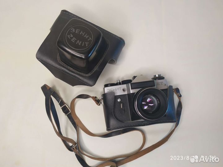 Плёночный фотоаппарат зенит СССР в кожаном чехле