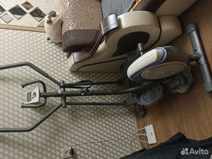 Эллиптический тренажер domyos