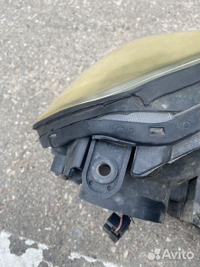 Фара на Hyundai Tucson 1