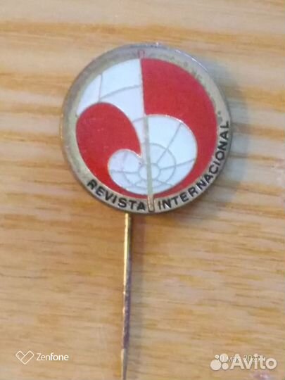 Значки иностранные