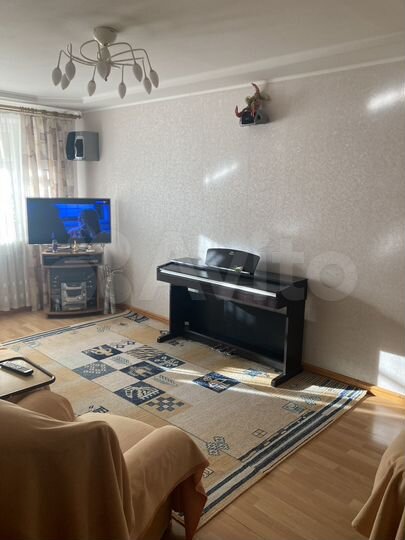 3-к. квартира, 57,1 м², 2/5 эт.