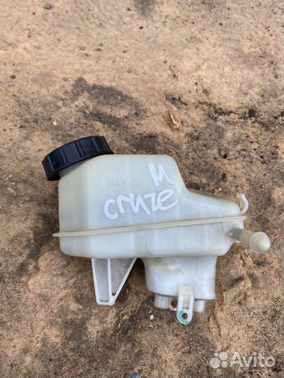 Бачок тормозной жидкости Chevrolet Cruze 1.6