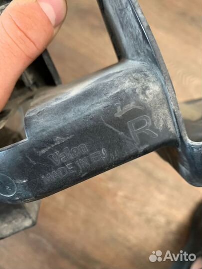 Площадка фары Audi Q7 2005-2013г