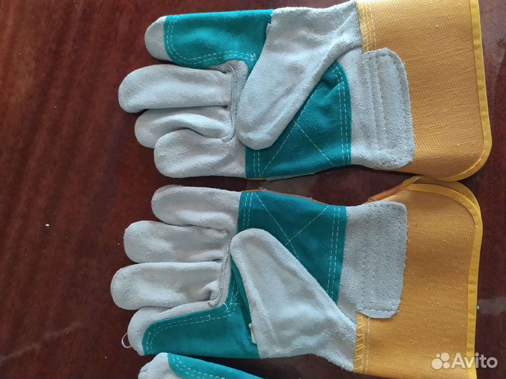 Перчатки рабочие прорезиненные