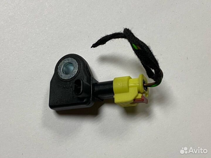 Датчик удара Volkswagen Passat B8 2016 3Q0959351