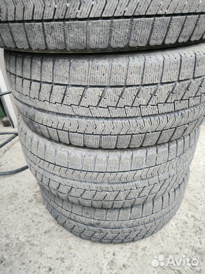 Bridgestone Blizzak Revo2 215/55 R18 95S