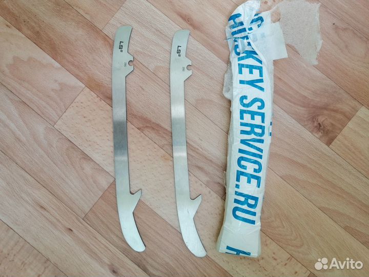 Хоккейные коньки bauer