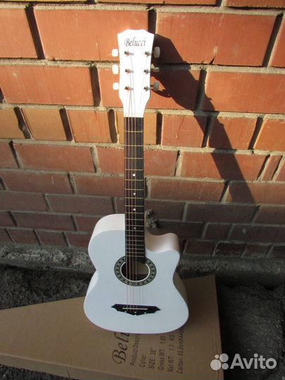 Гитара акустика