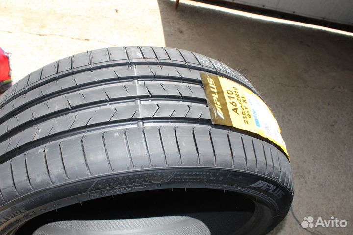 Aplus A610 235/40 R19 96Y