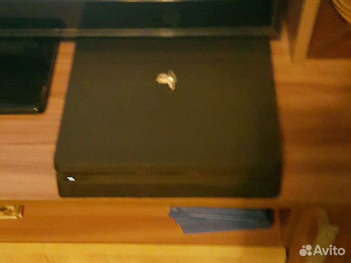 Продам ps4