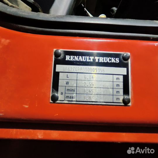 Бортовой грузовик Renault Premium, 2011