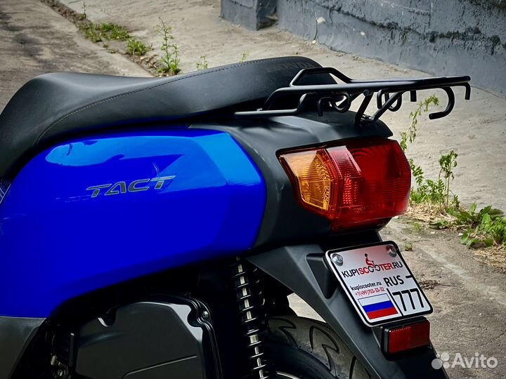 Скутер Honda Tact