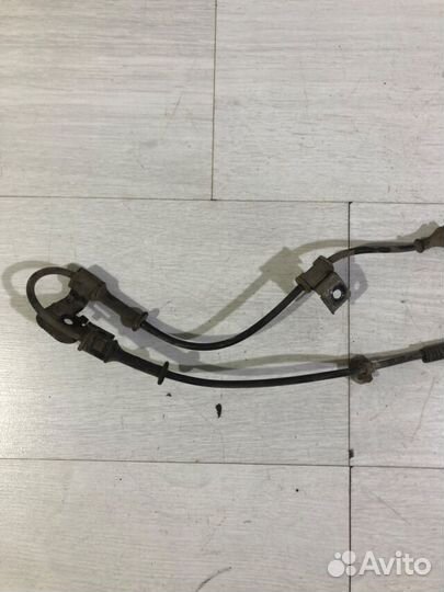 Датчик ABS передний правый KIA RIO 3 1.6 ат седан