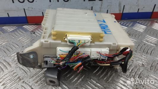 Блок предохранителей lexus GS 3 (HAD02M101)