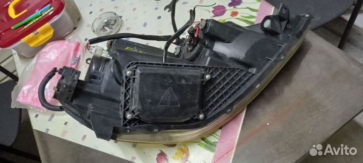 Фары Тайота Ипсум Асм 21