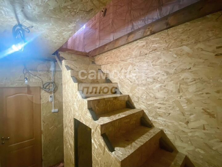 Дом 58 м² на участке 4 сот.