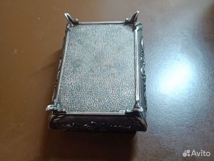 Шкатулка для украшений