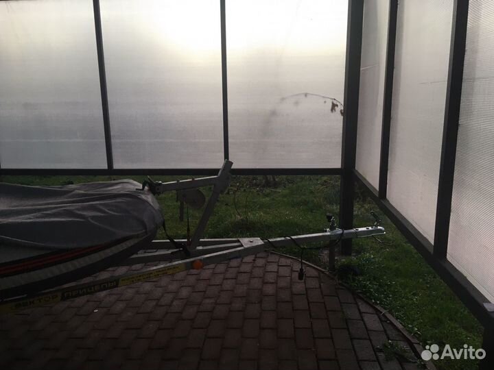 Продам лодку в комплекте мотор, прицеп