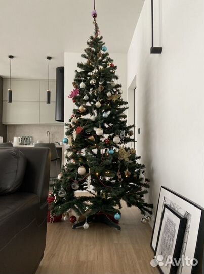 Елка искусственная