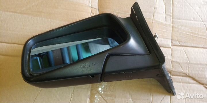 Зеркало заднего вида боковое