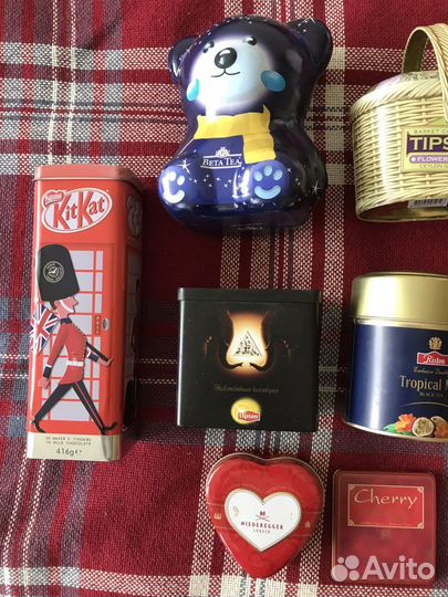 Железная банка для декупажа или для хранения