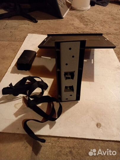 Полка настенная бу для телевизора и микроволновки