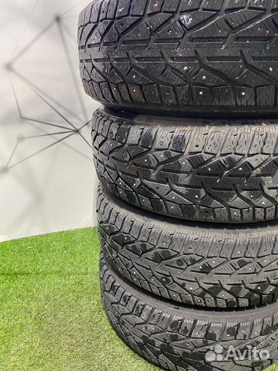 Tigar SUV Ice 215/65 R16 102T