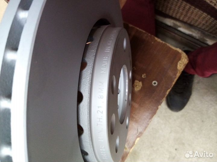 Тормозные колодки и тормозные диски renault duster