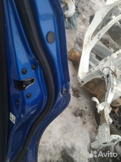 Дверь задняя правая Chevrolet Aveo t 300