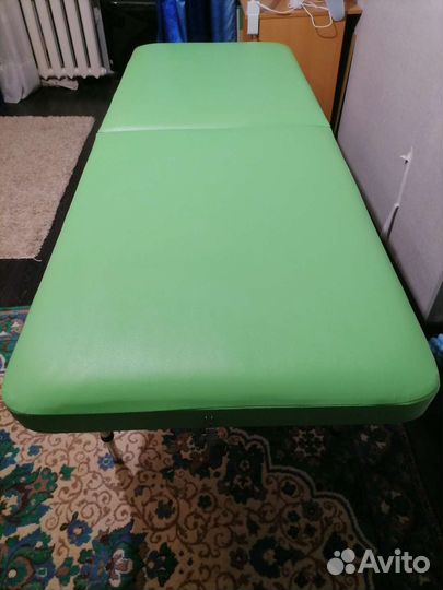 Кушетка для наращивания ресниц или массажа