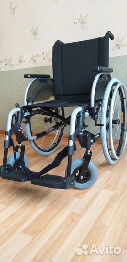 Кресло-коляска 