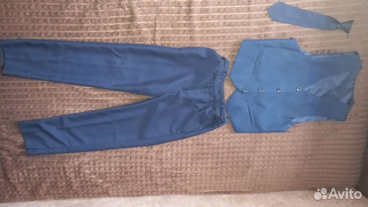 Брюки на мальчика размер 122-128